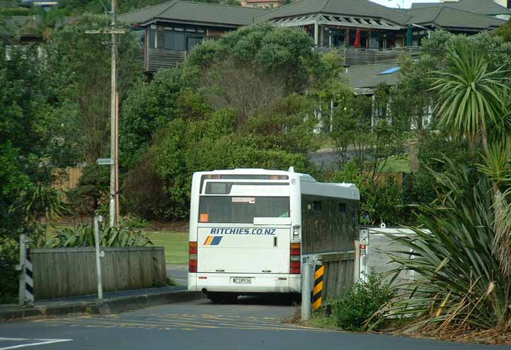 Ritchies Optare Excel 671